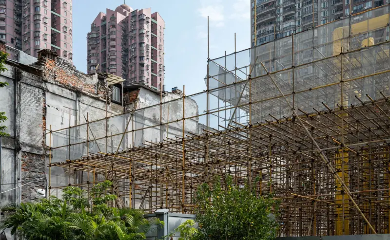 沈阳七勤精工成型模具技术参数对比及选型建议